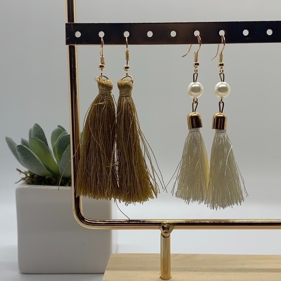 Jewelry - SALE💚 any 3 for $18 💚
 Tassel Dangle Earrings White and Tan Boho